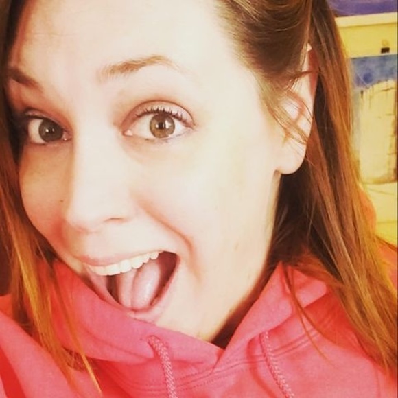 Meet your Posher, April - Picture 1 of 1